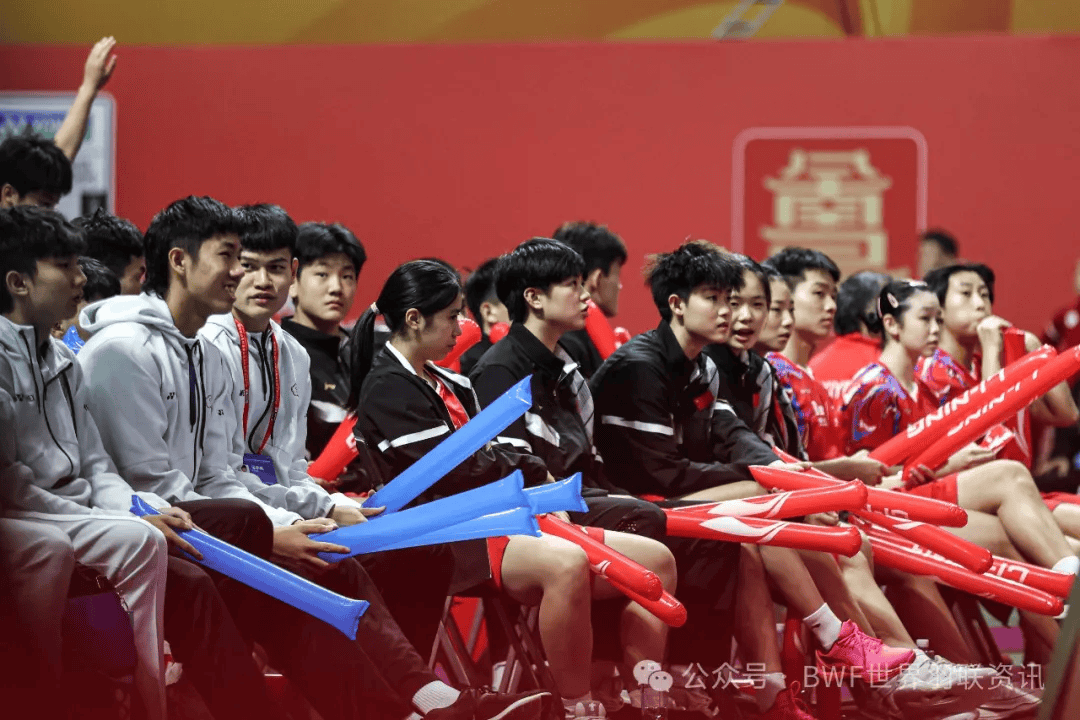 中国队成功战胜对手，晋级半决赛